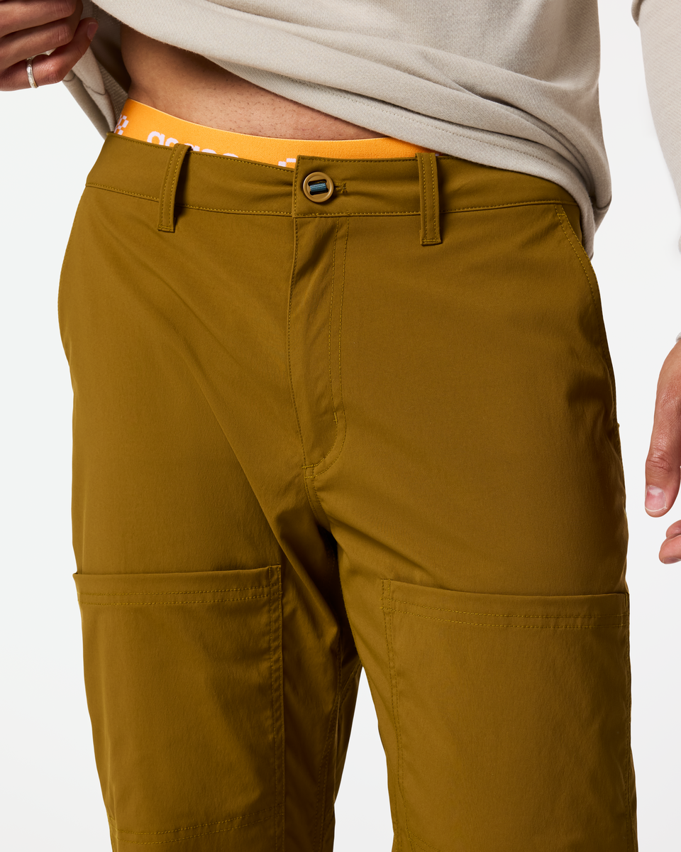 Versatile Outdoor Comfort Coraje Tech Utility Pant - Men s