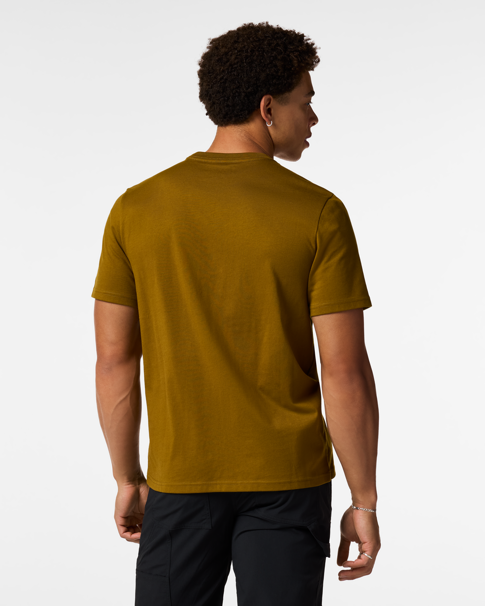 Casual Adventure Style Cotopaxi Mountain T-Shirt - Men s