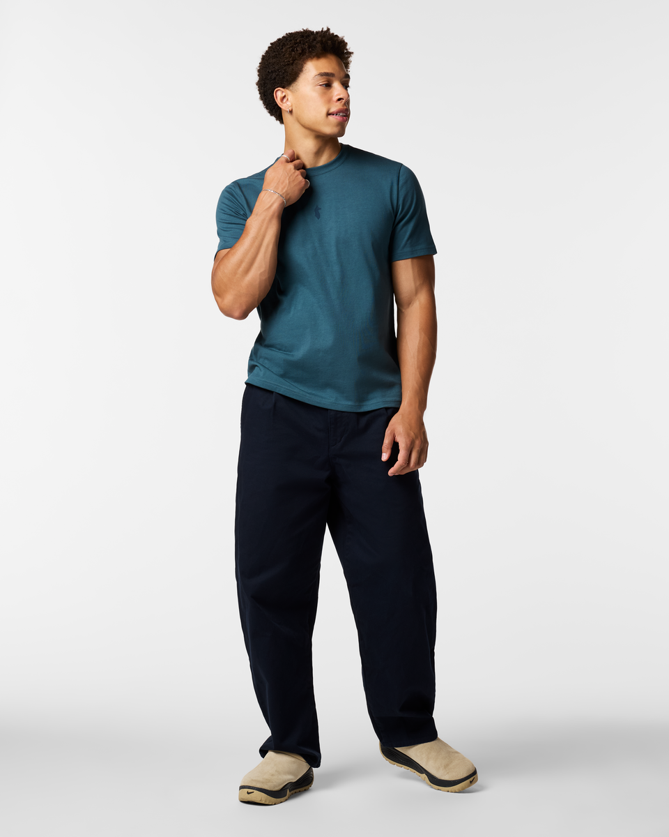 Soft Outdoor Essential Llama Icon T-Shirt - Men s