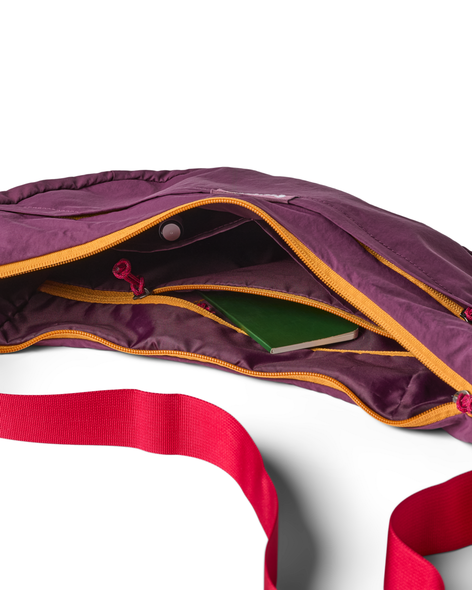 Roomy Everyday Carry Empacable 6L Crescent Bag