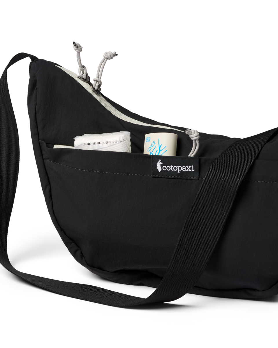 Roomy Everyday Carry Empacable 6L Crescent Bag