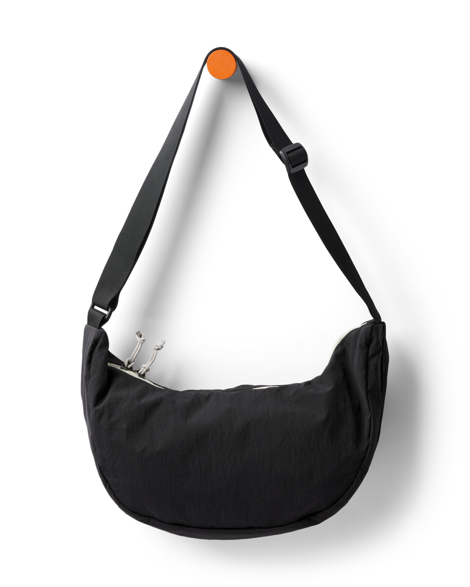 Roomy Everyday Carry Empacable 6L Crescent Bag