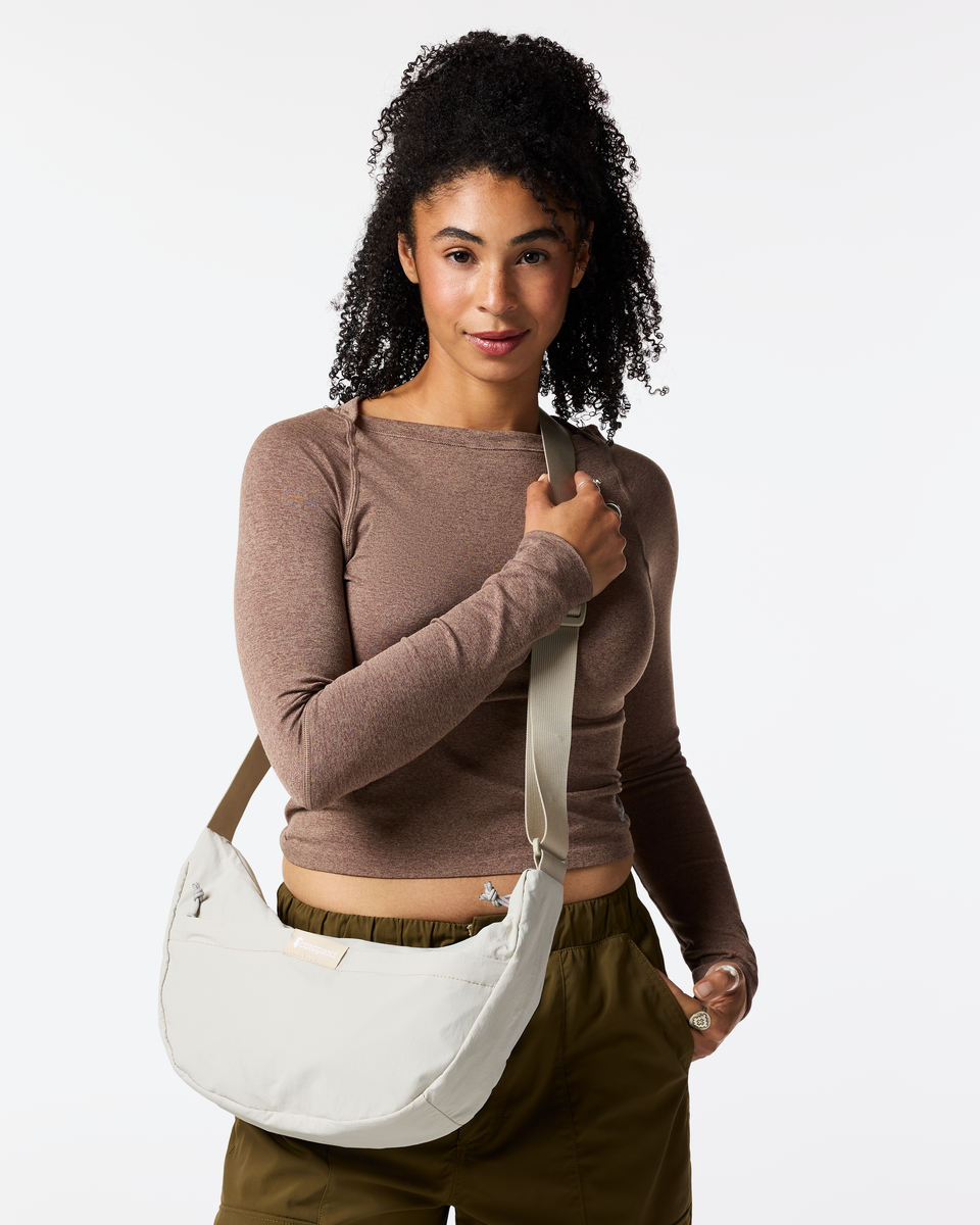 Roomy Everyday Carry Empacable 6L Crescent Bag