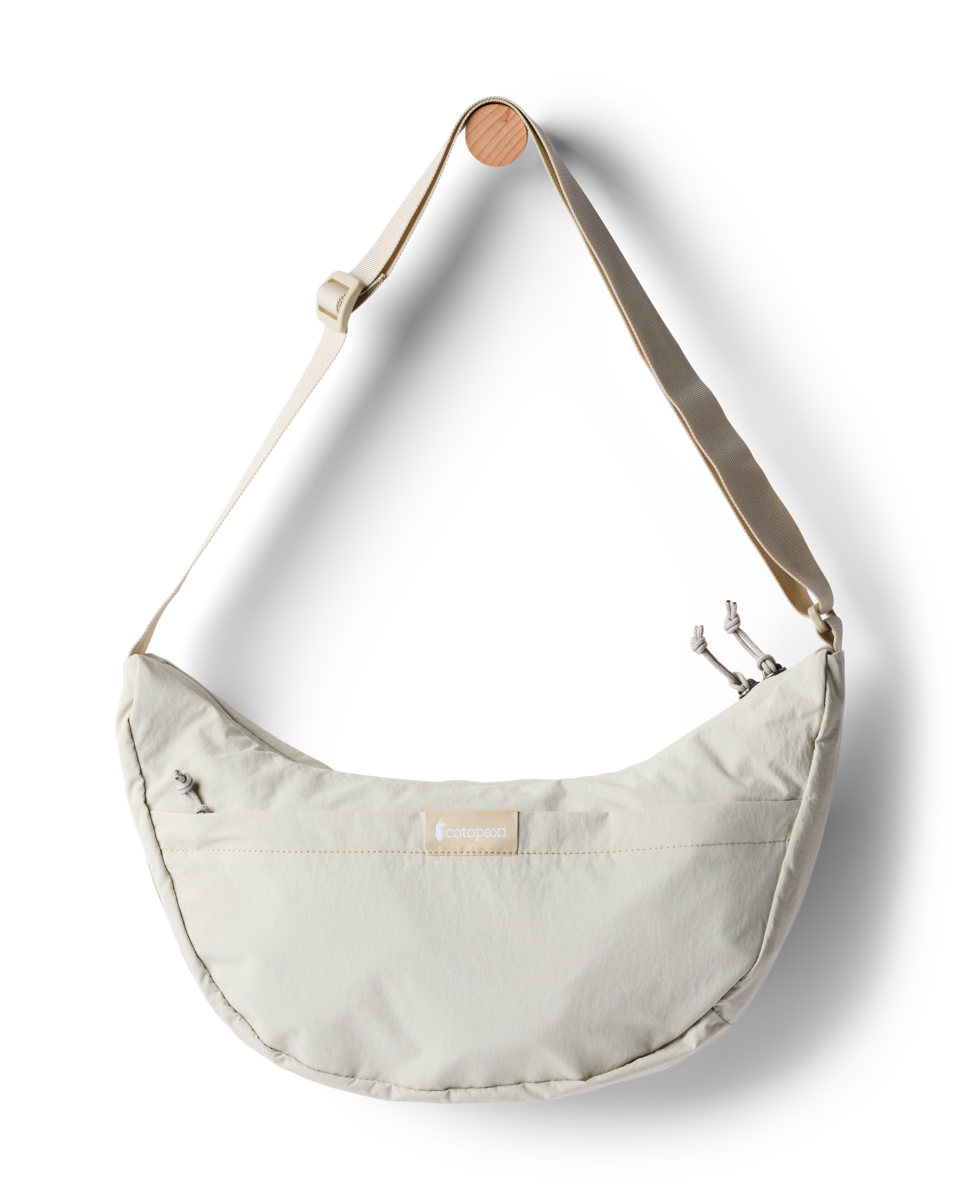 Roomy Everyday Carry Empacable 6L Crescent Bag