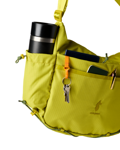 Versatile Hauling Viaje 12L Shoulder Bag