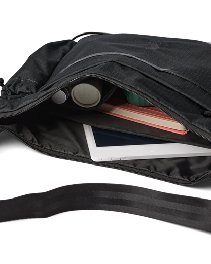 Versatile Hauling Viaje 12L Shoulder Bag