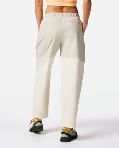 Active Everyday Wear Adelante Pant - Women s