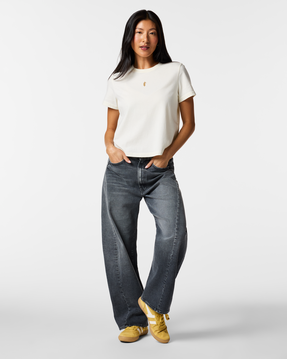 Casual Adventure Style Llama Icon T-Shirt - Women s