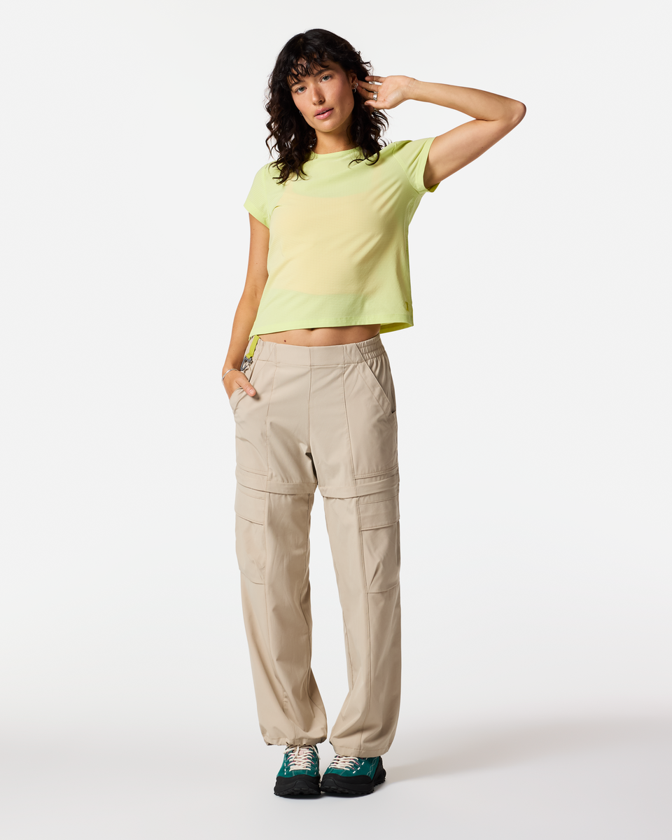 Casual Adventure Style Pulso Tech T-Shirt - Women s