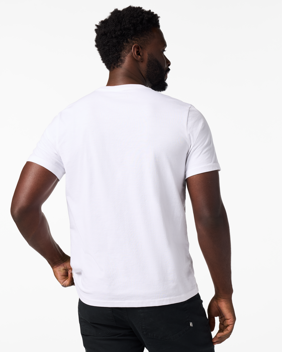 Casual Adventure Style Cotopaxi Mountain T-Shirt - Men s