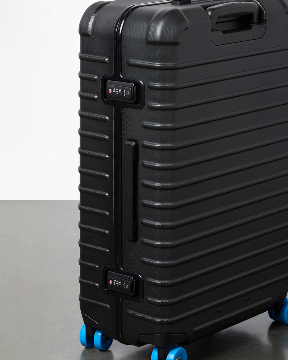 Adventure Travel Coraza Suitcase - Medium Checked
