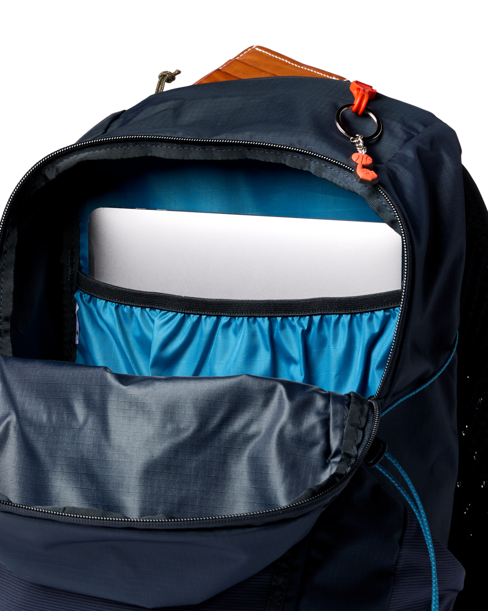 Lightweight Carry Elqui 24L Daypack