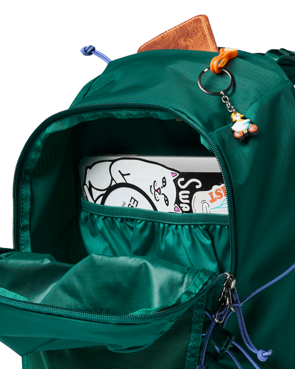 Lightweight Carry Elqui 24L Daypack