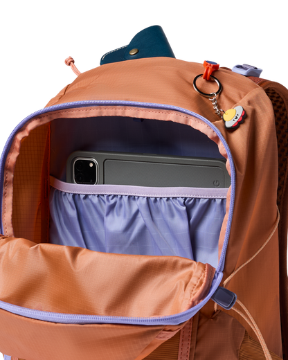 Lightweight Carry Elqui 24L Daypack