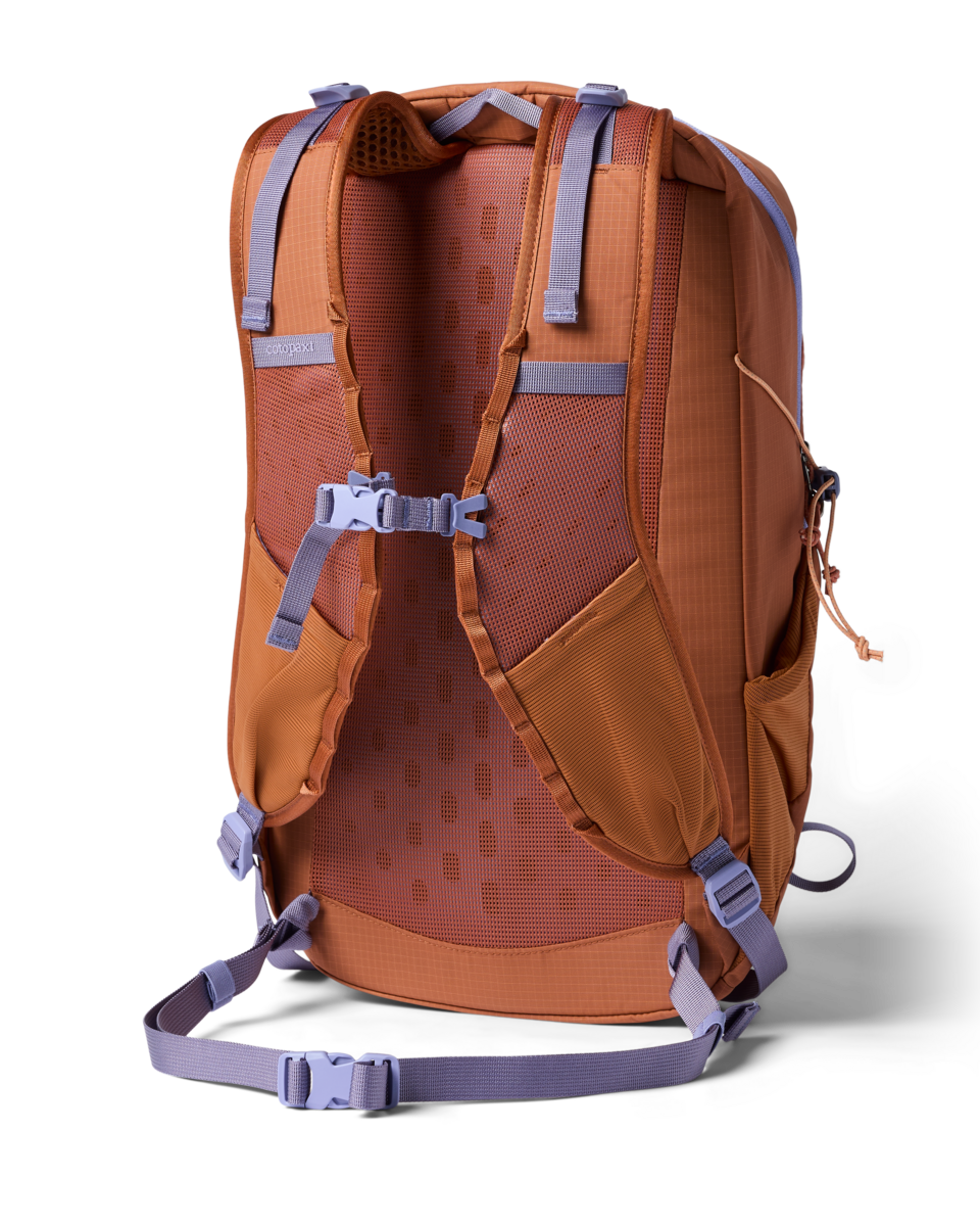 Lightweight Carry Elqui 24L Daypack