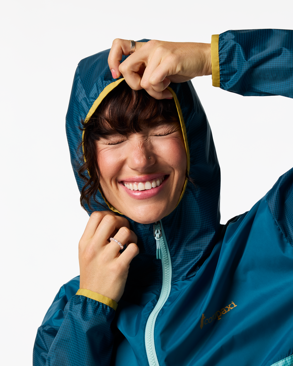Lightweight Wind Coverage Teca Half-Zip Windbreaker - Women s